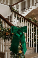 Green Velvet Bow 58cm x 89cm